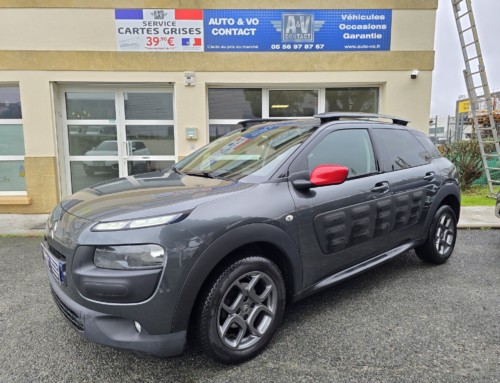 CITROEN C4 CACTUS PURETECH 110CH SHINE Du 04.07.2017 – 117 200 KMS – 7 990 €