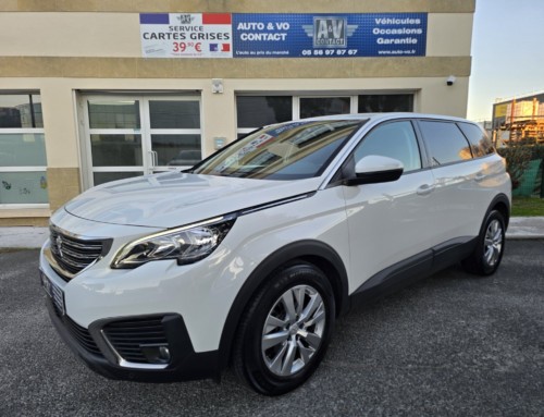 PEUGEOT 5008 BlueHDI 130CH EAT8 ACTIVE BUSINESS 7 PLACES Du 25.10.2019 – 119 100 KMS – 16 990 €